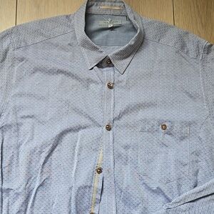 NWOT TED BAKER Button-Up Shirt with Pattern SIZE 6